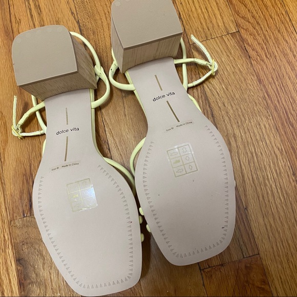 dolce vita zayla block heel